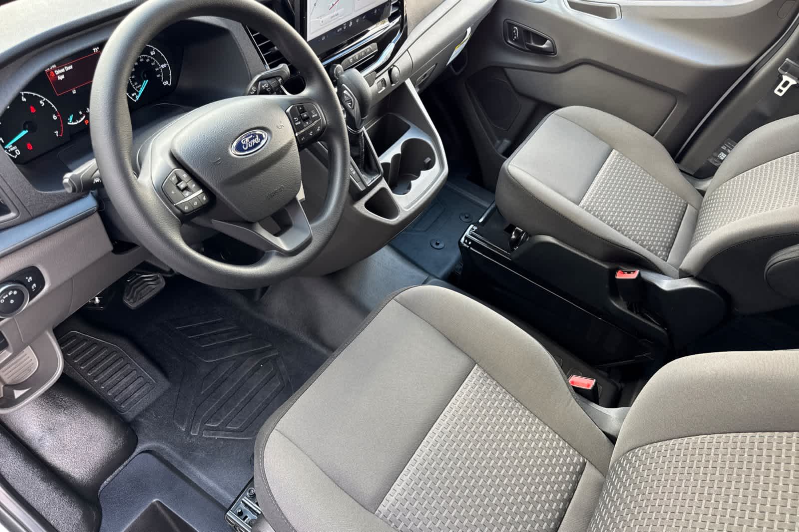 Thumbnail: 2025 Ford Econoline - 11