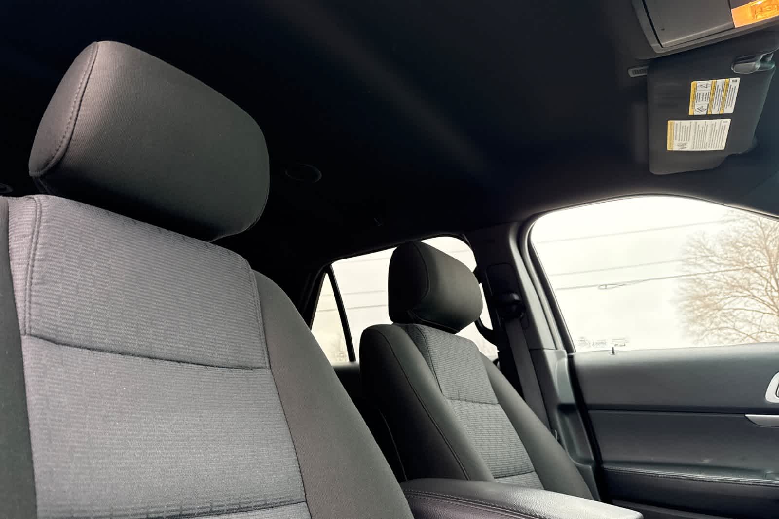 Thumbnail: 2015 Ford Explorer - 18