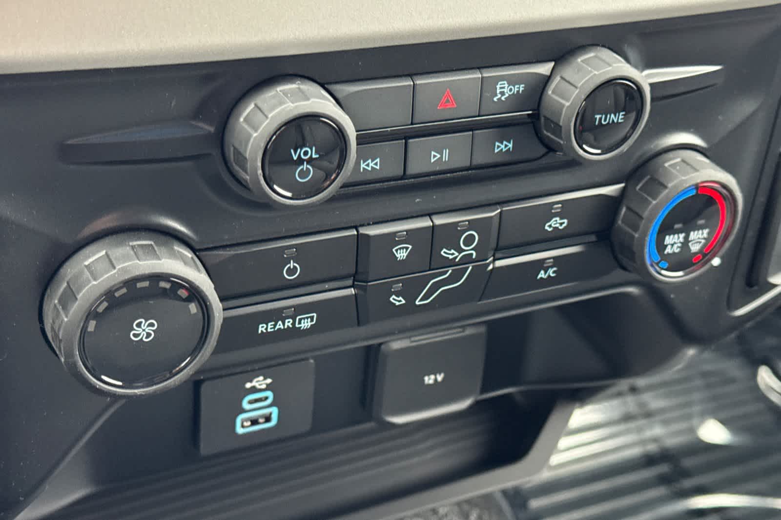 Thumbnail: 2026 Ford F-350 - 19