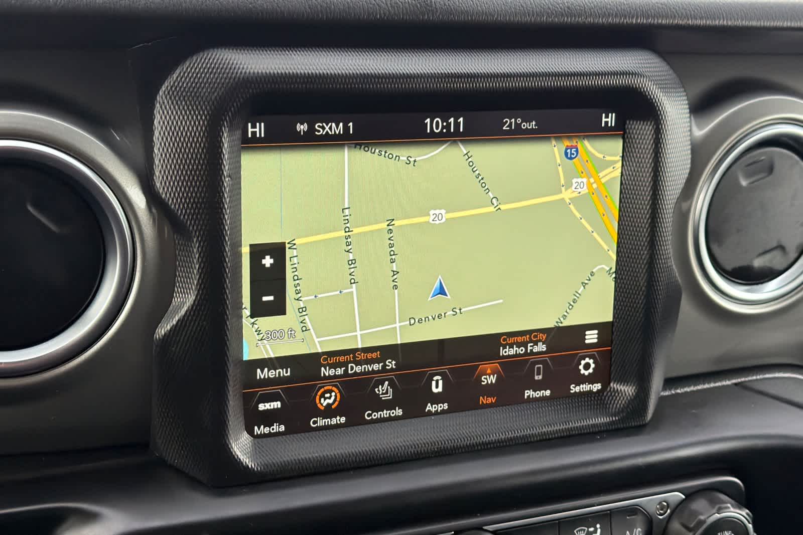 Thumbnail: 2022 Jeep Wrangler - 19