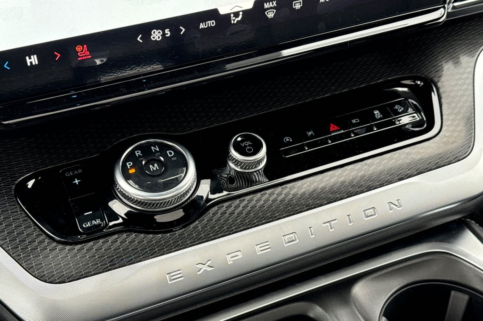 Thumbnail: 2026 Ford Expedition MAX - 22