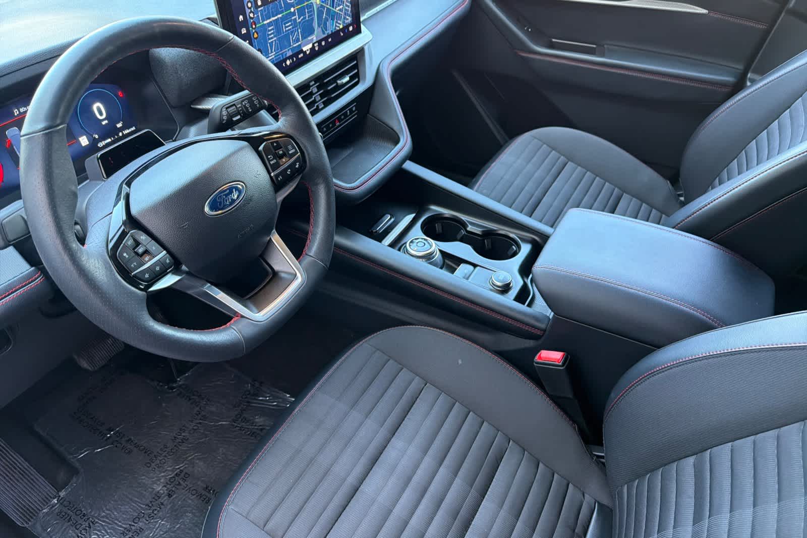 2025 Ford Explorer ST-LINE - Photo 11