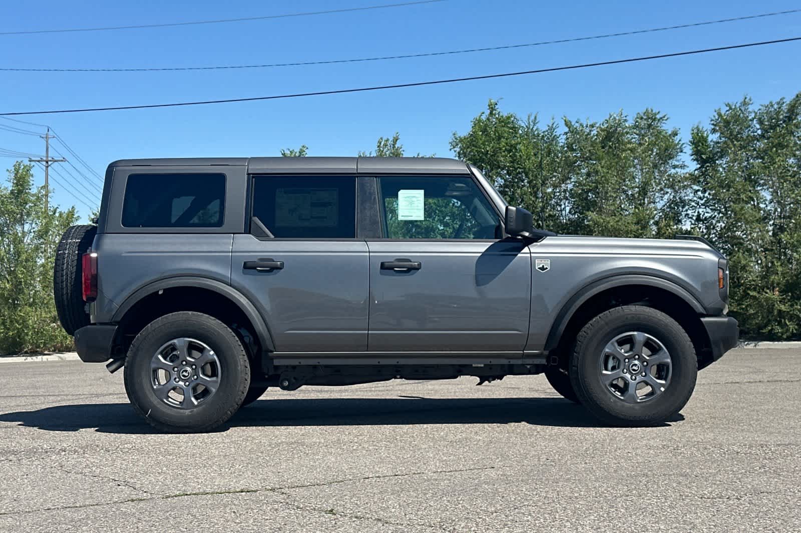 Thumbnail: 2025 Ford Bronco - 8