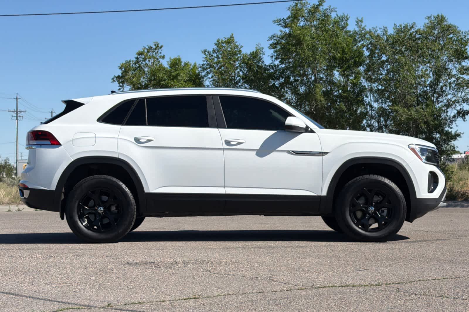 Thumbnail: 2024 Volkswagen Atlas - 8