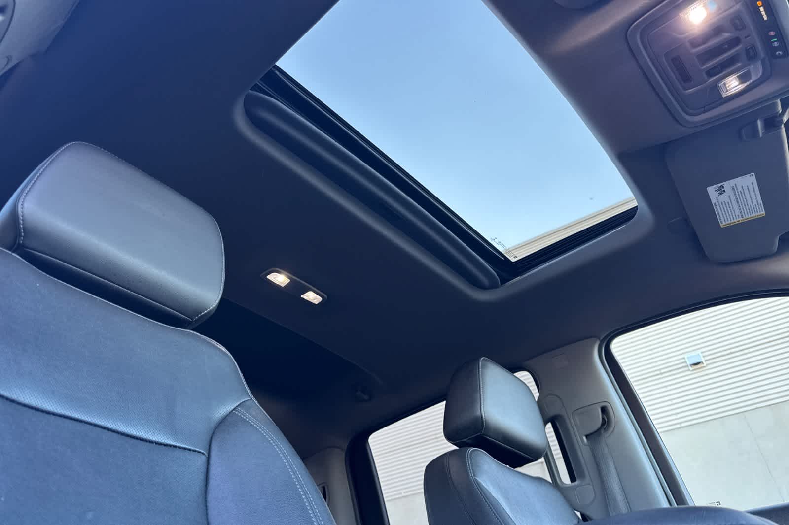 Thumbnail: 2021 Chevrolet Silverado 1500 - 16