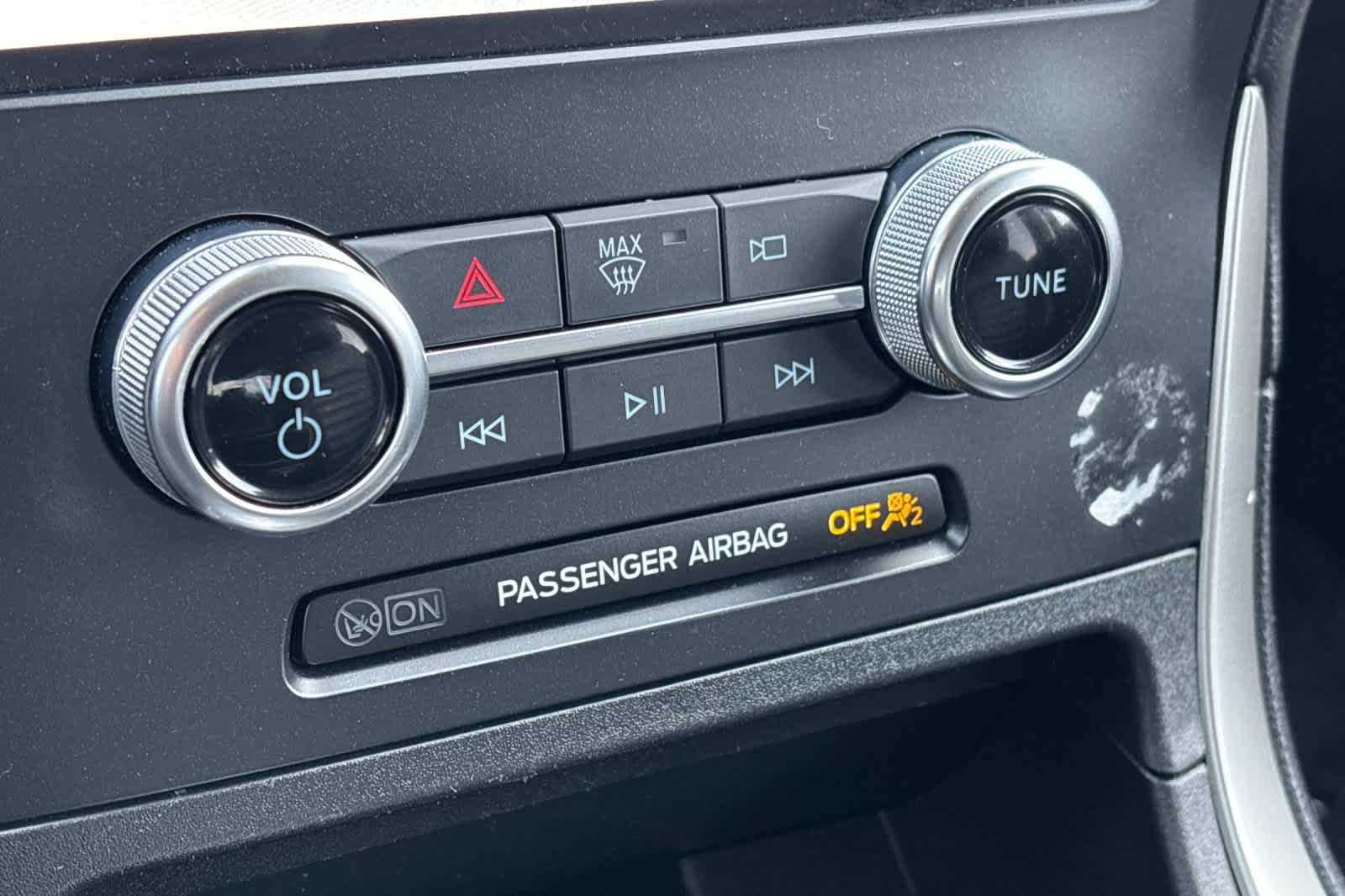 Thumbnail: 2024 Ford Edge - 20