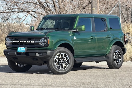 2025 Ford Bronco Outer Banks SUV