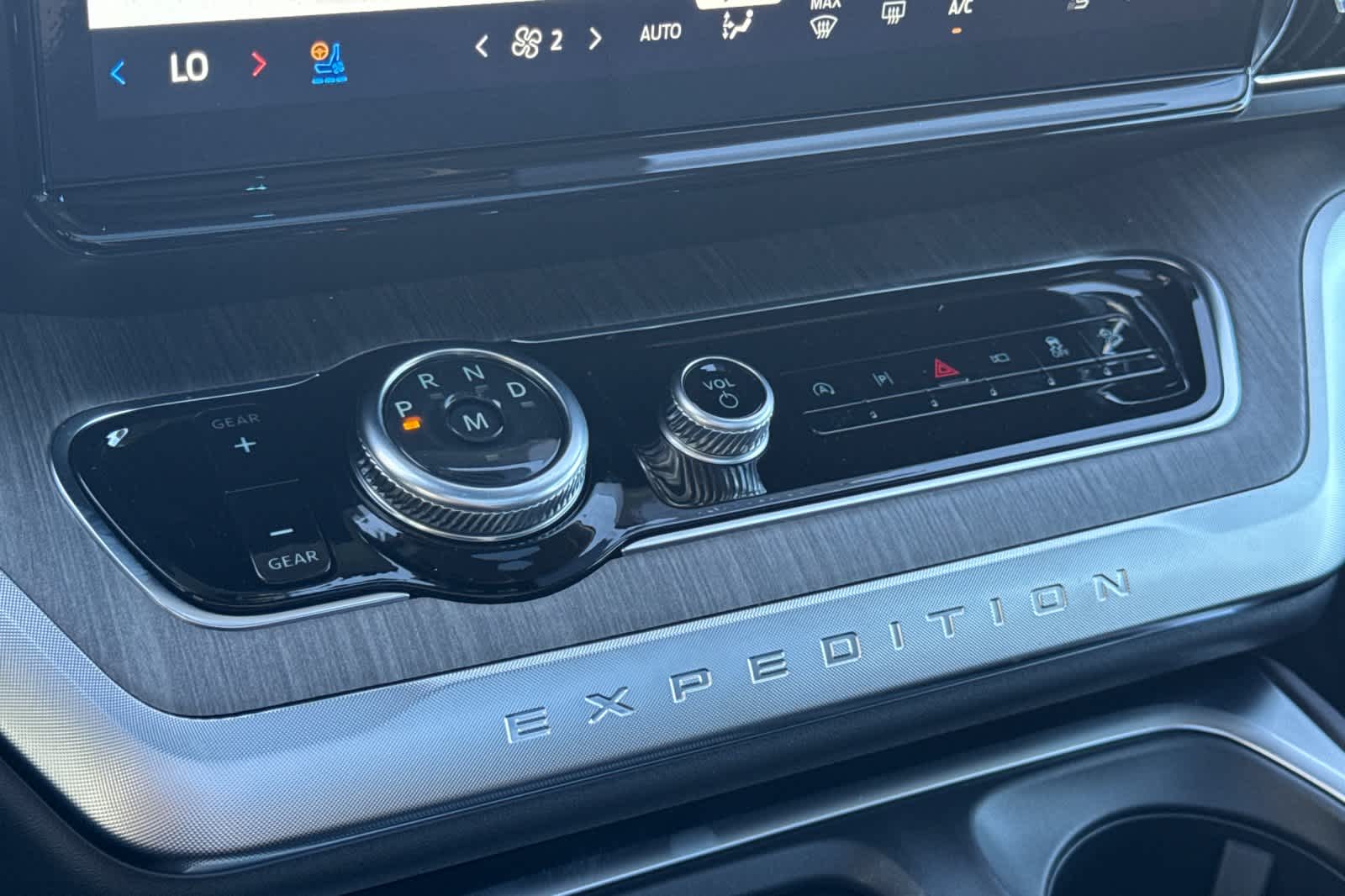 Thumbnail: 2025 Ford Expedition - 22