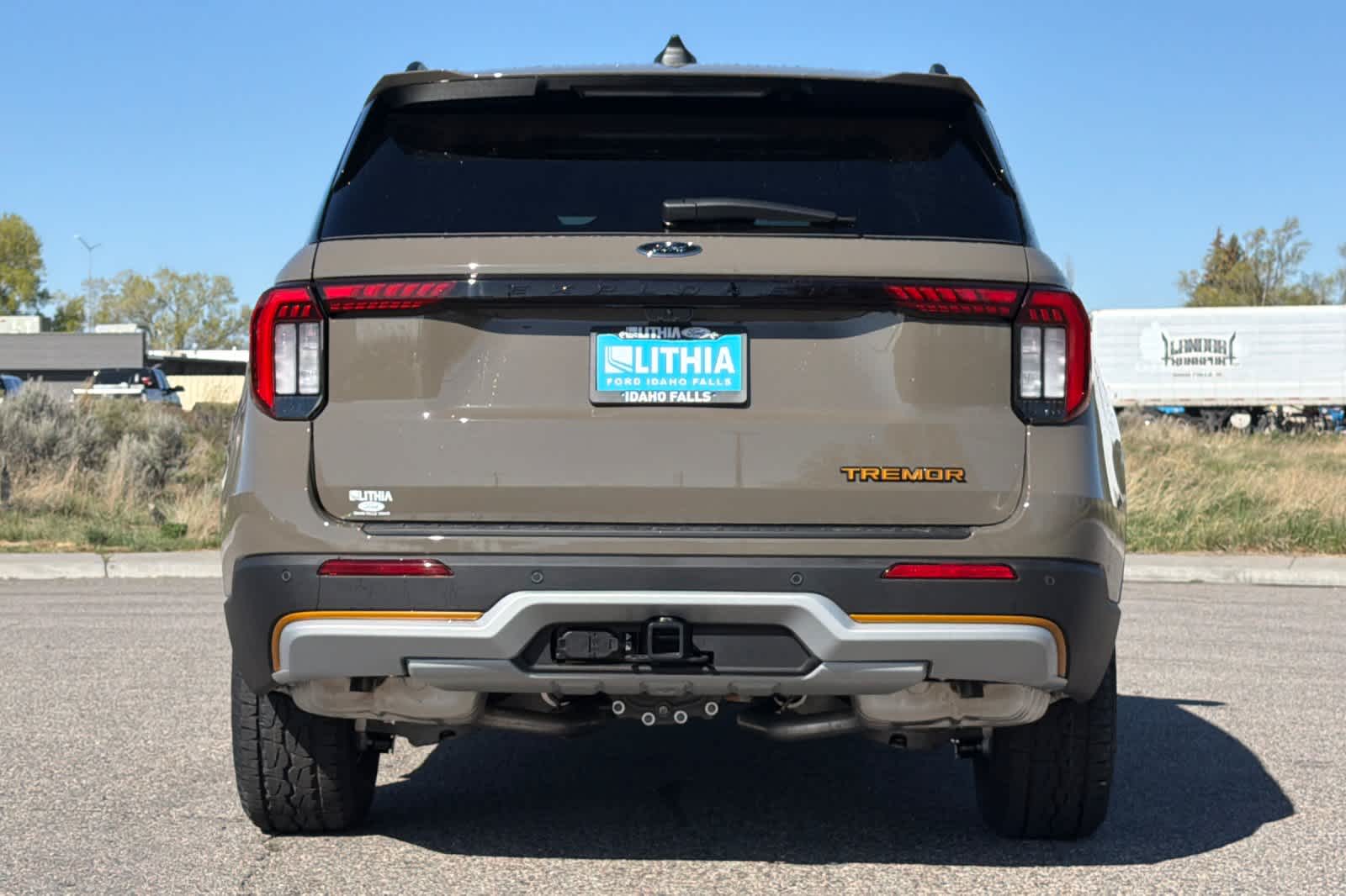 Thumbnail: 2026 Ford Explorer - 7