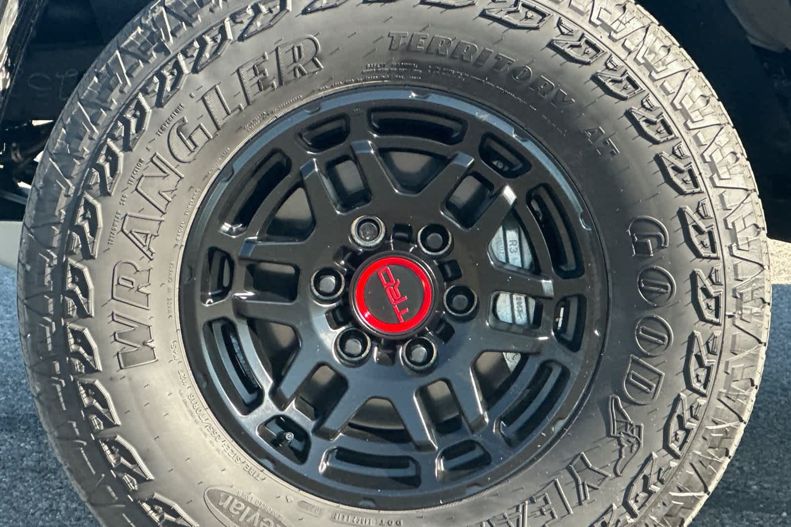 Thumbnail: 2023 Toyota Tacoma - 26