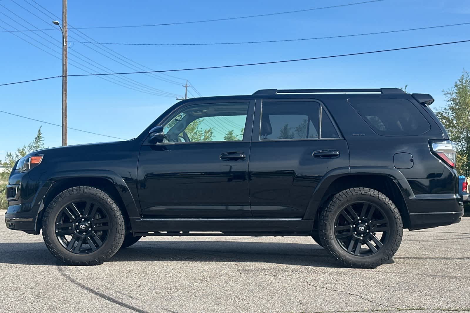Thumbnail: 2020 Toyota 4Runner - 5
