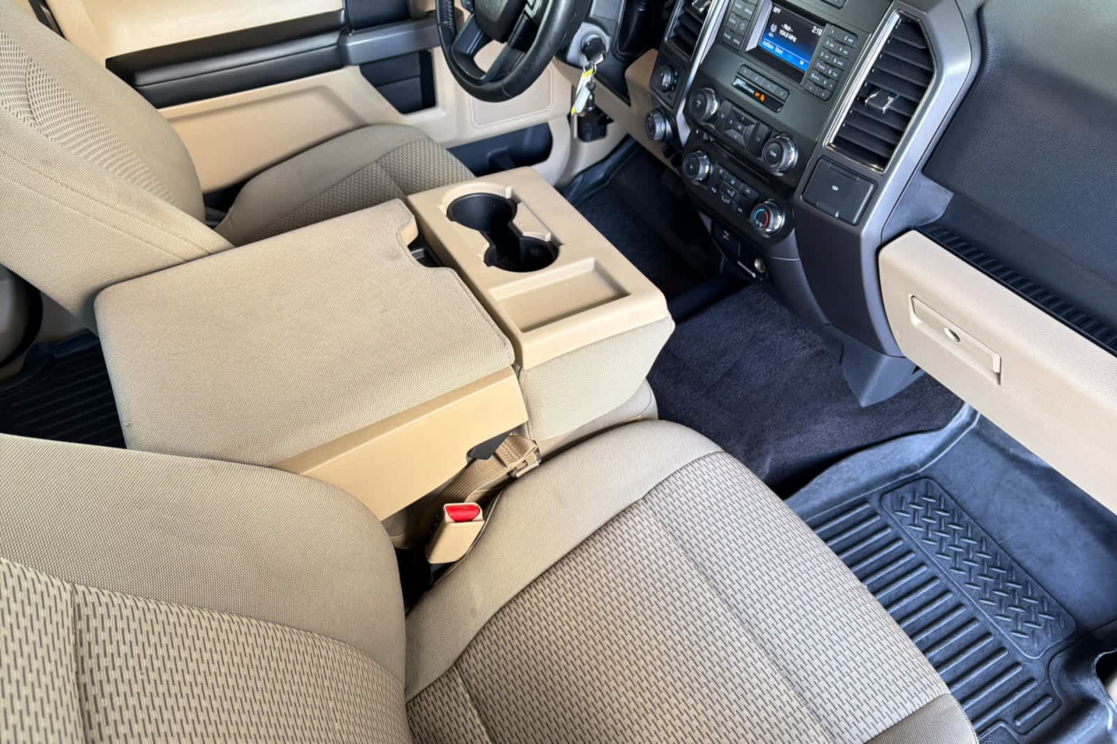 Thumbnail: 2017 Ford F-150 - 15