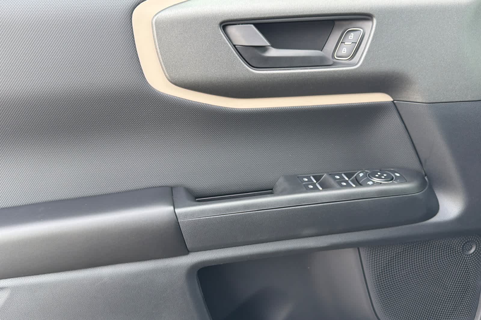 Thumbnail: 2026 Ford Bronco Sport - 12