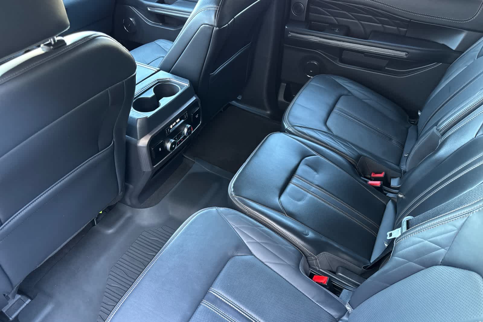 Thumbnail: 2023 Ford Expedition MAX - 4