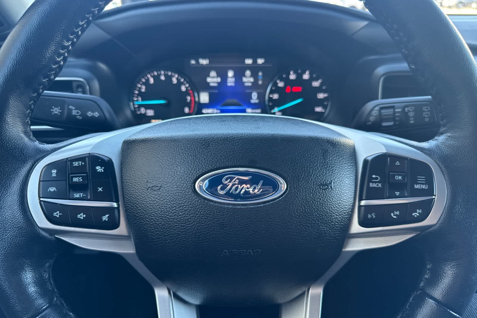 Thumbnail: 2023 Ford Explorer - 25