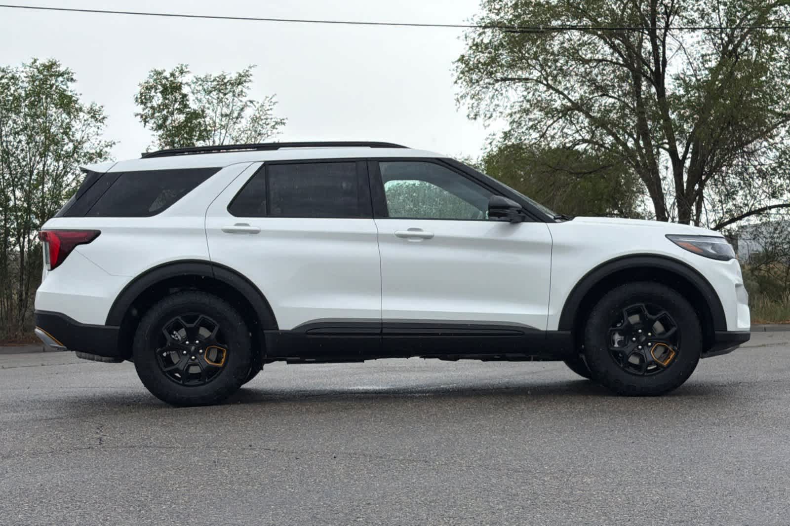 Thumbnail: 2026 Ford Explorer - 8
