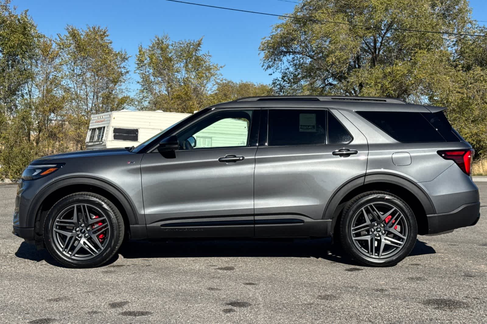 Thumbnail: 2026 Ford Explorer - 5