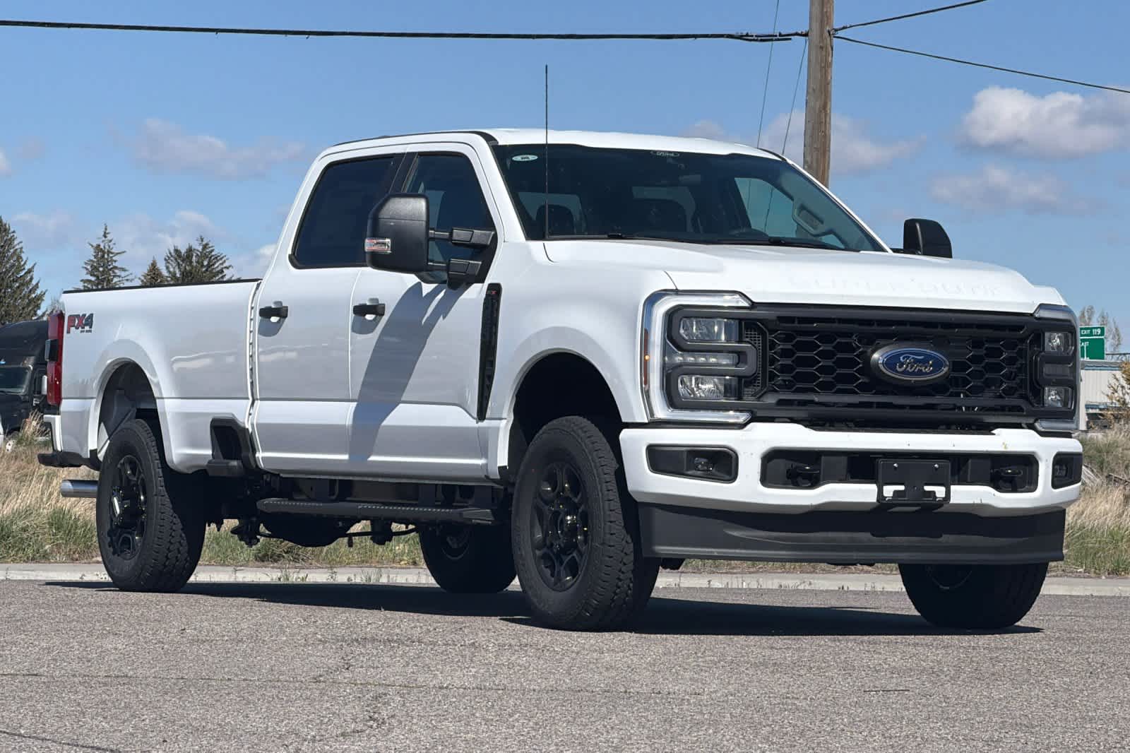 2026 Ford F-350 Super Duty XL - Photo 9