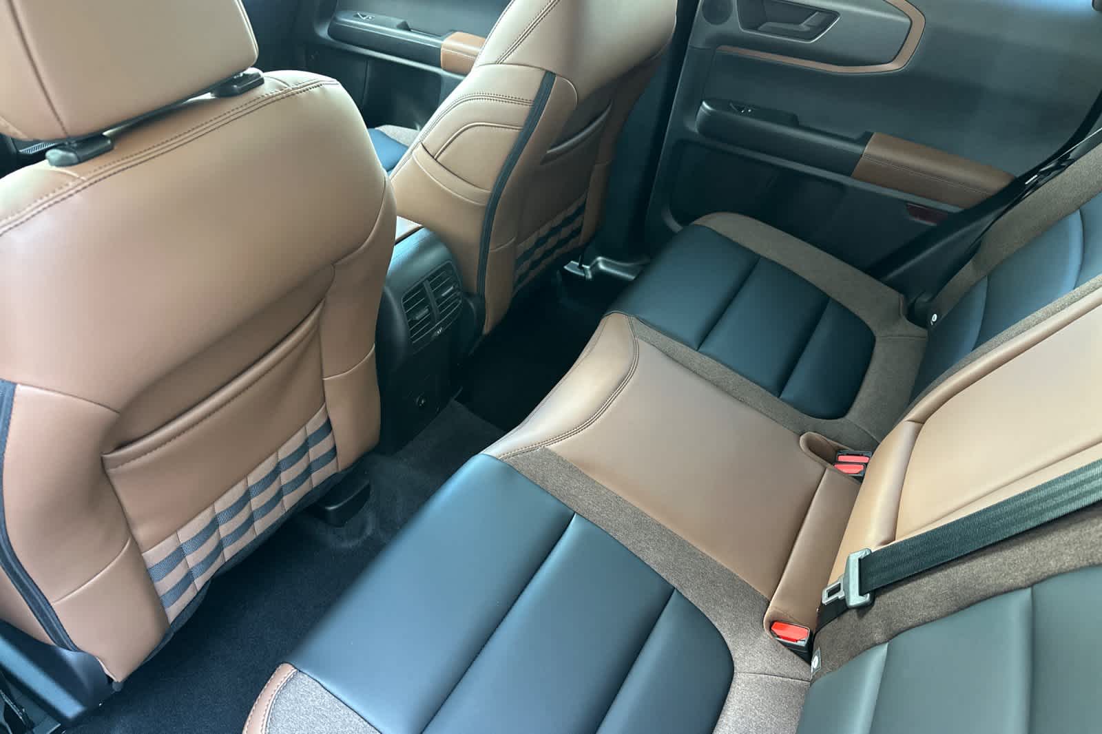 Thumbnail: 2025 Ford Bronco Sport - 4