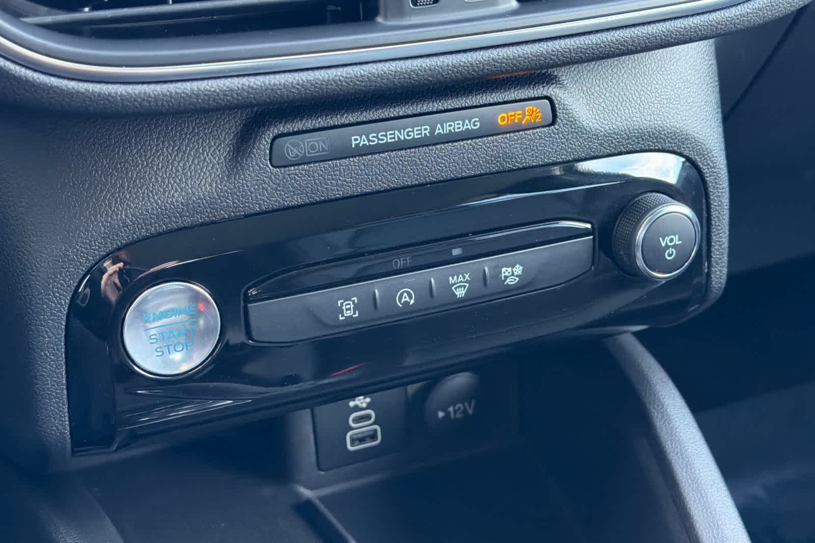 Thumbnail: 2025 Ford Escape - 21