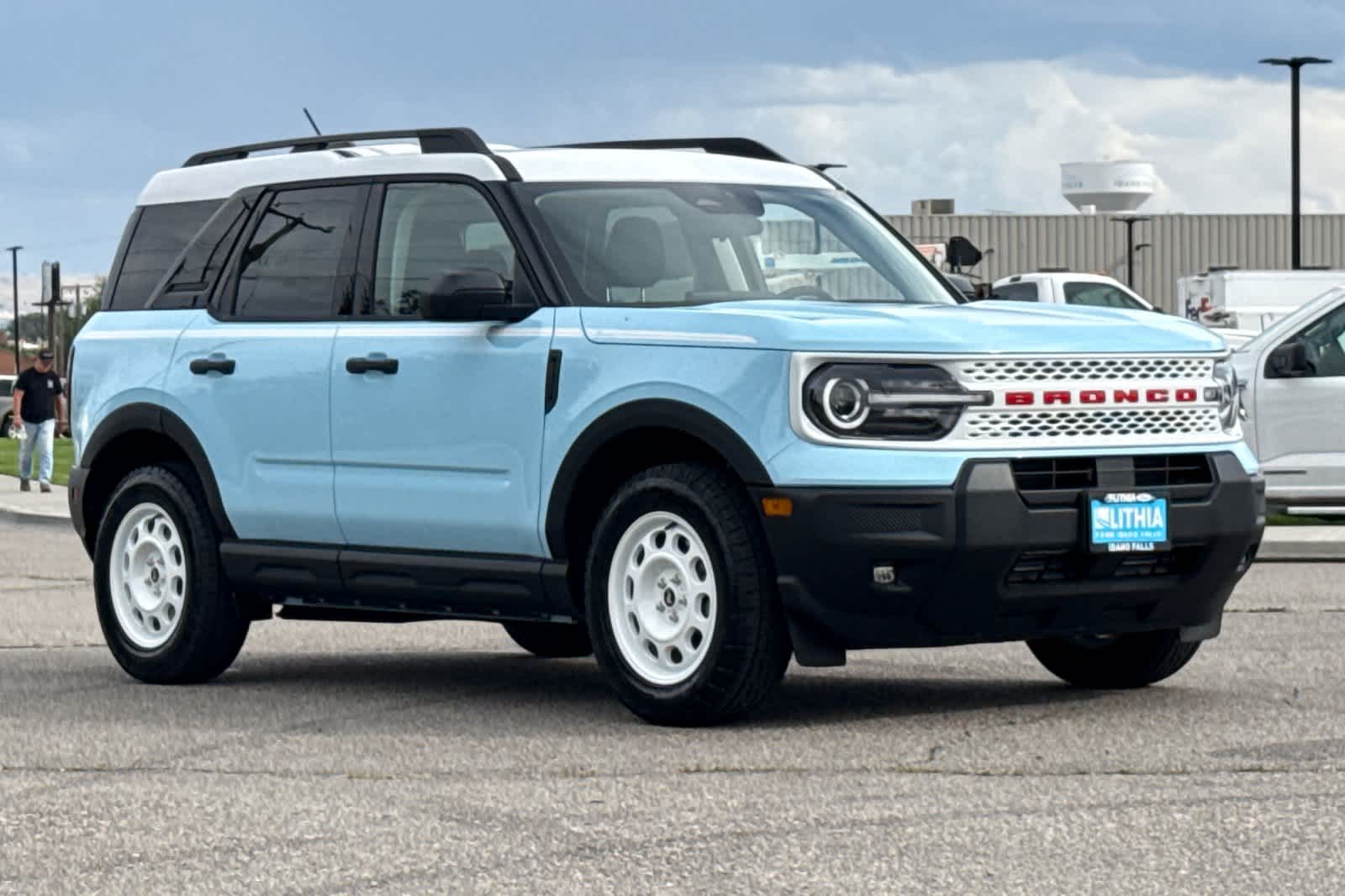 Thumbnail: 2025 Ford Bronco Sport - 9