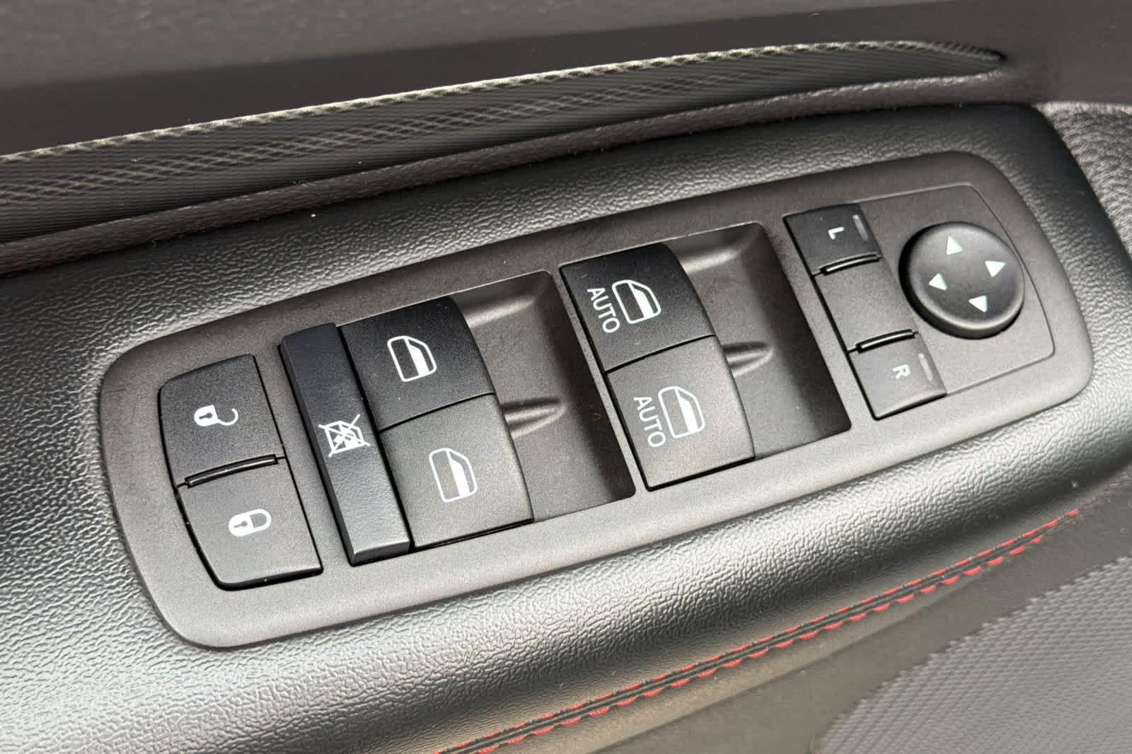 Thumbnail: 2025 Dodge Durango - 13