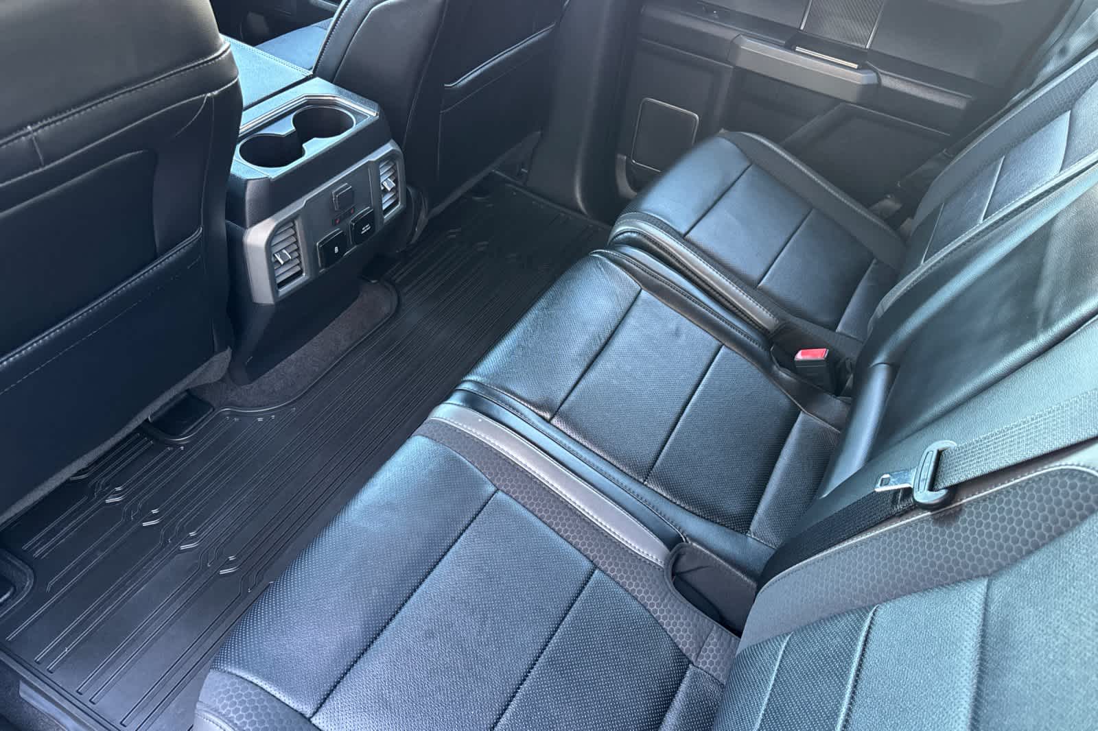 2020 Ford F-150 Raptor photo 4