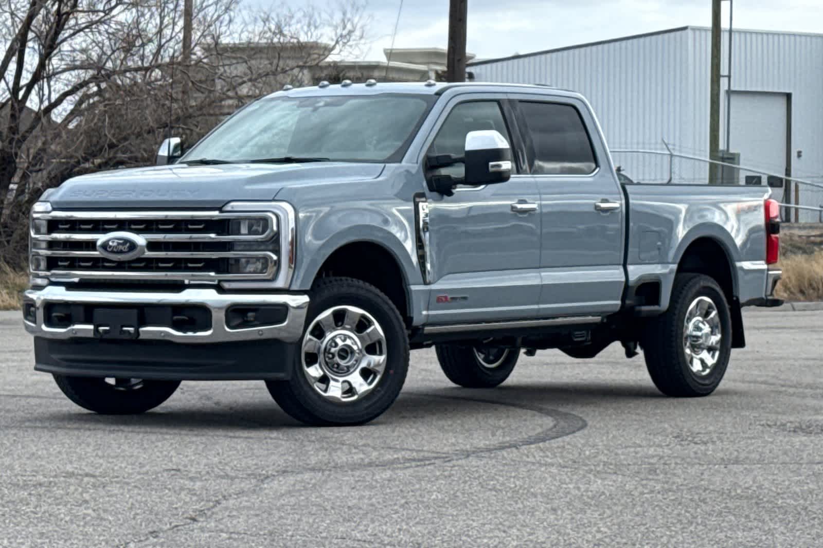 2026 Ford F-350 Super Duty King Ranch's photo