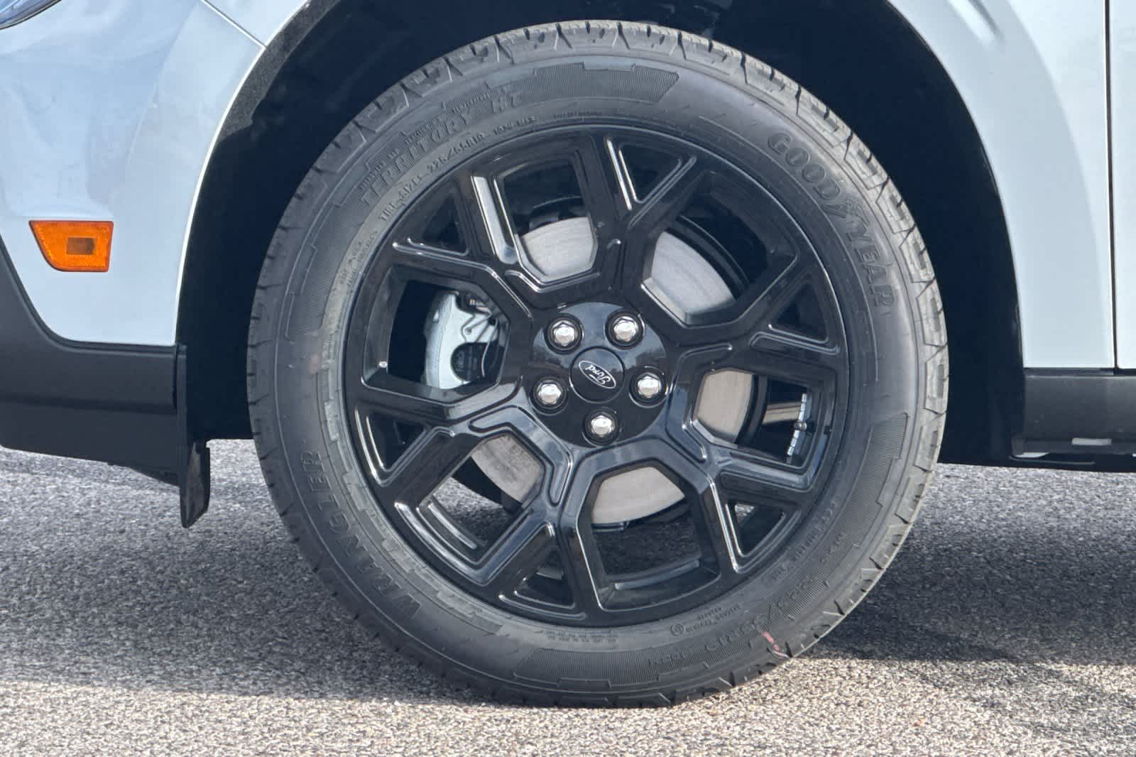 Thumbnail: 2026 Ford Maverick - 26