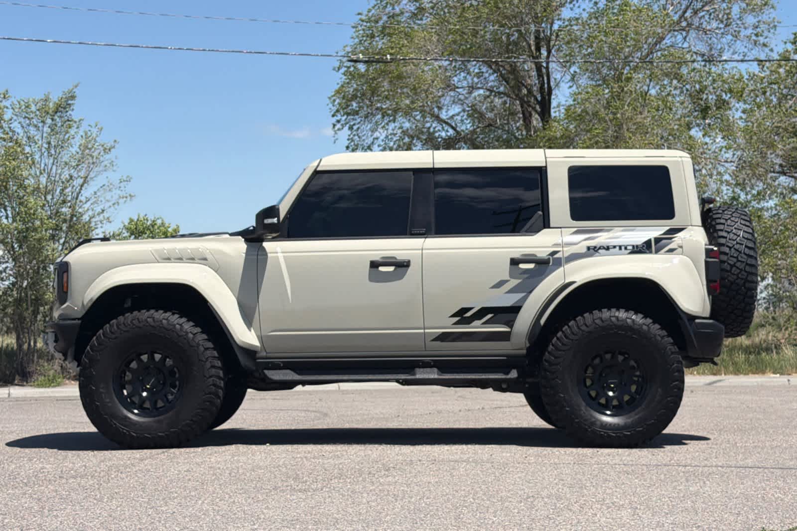 Thumbnail: 2026 Ford Bronco - 4
