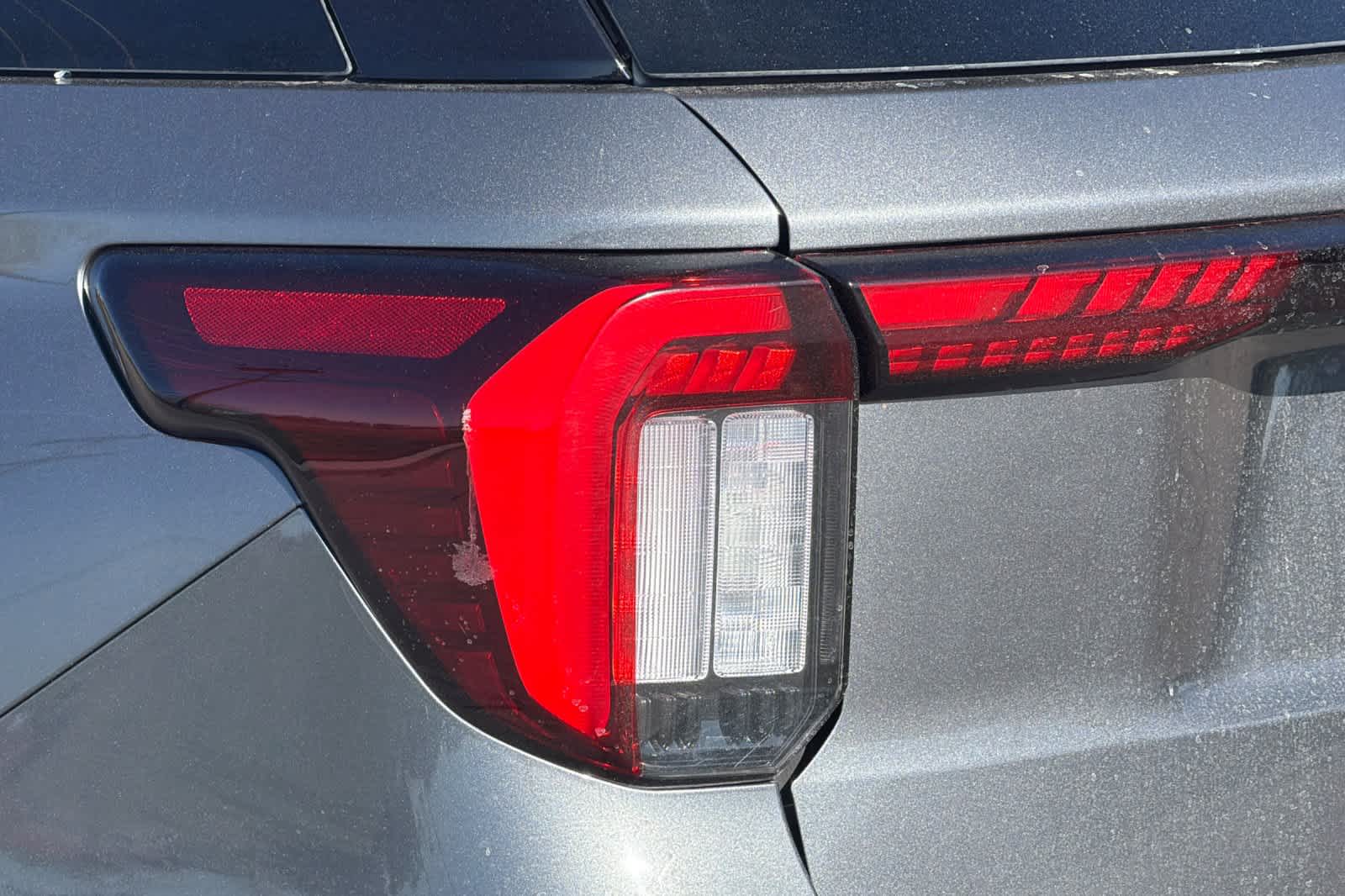 Thumbnail: 2025 Ford Explorer - 29