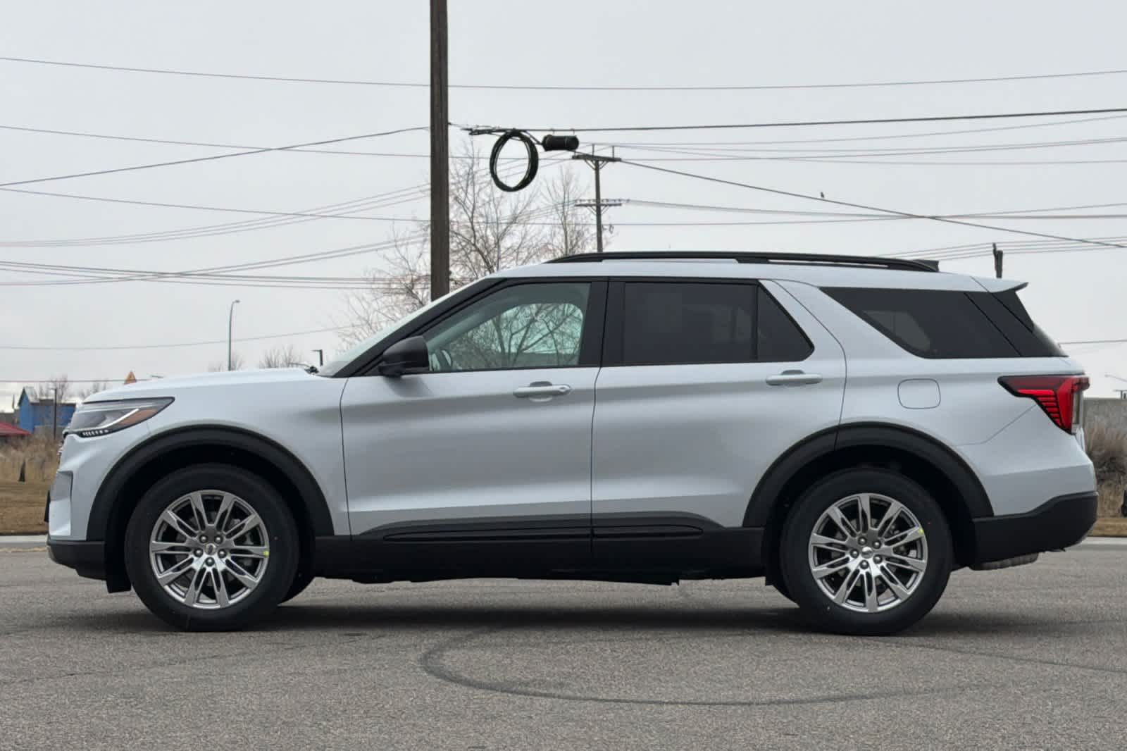 Thumbnail: 2026 Ford Explorer - 5