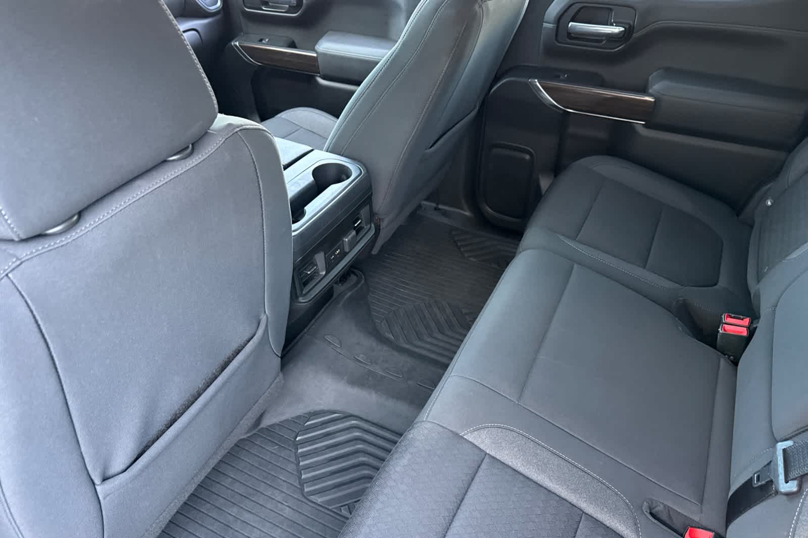 Thumbnail: 2021 Chevrolet Silverado 1500 - 4