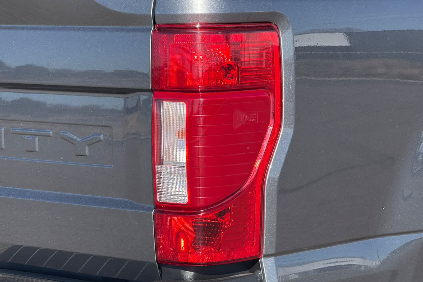 Thumbnail: 2021 Ford F-350 - 27