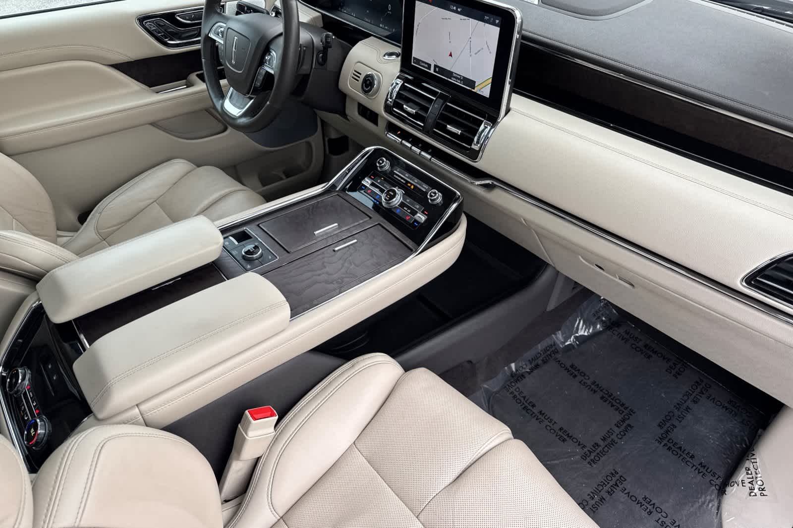 Thumbnail: 2020 Lincoln Navigator - 17