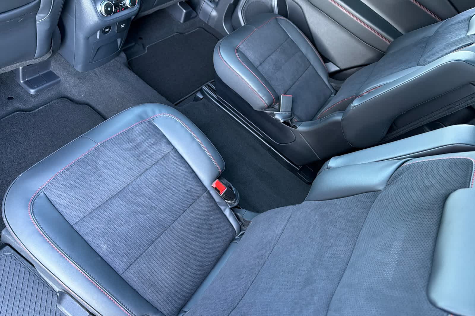 Thumbnail: 2026 Ford Explorer - 4