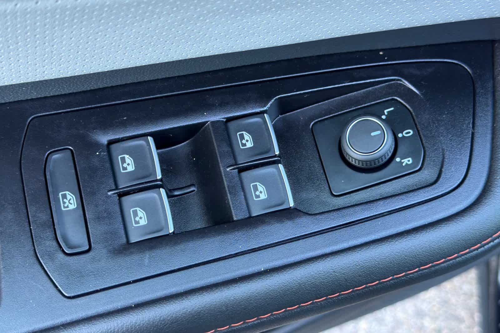 Thumbnail: 2025 Volkswagen Atlas - 13