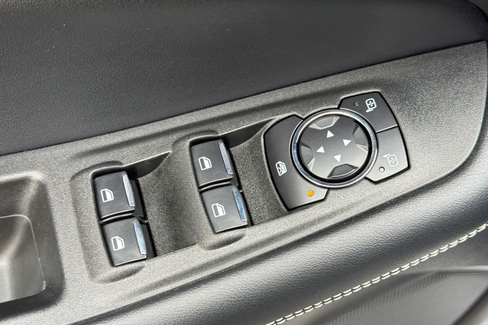 Thumbnail: 2022 Ford Edge - 13