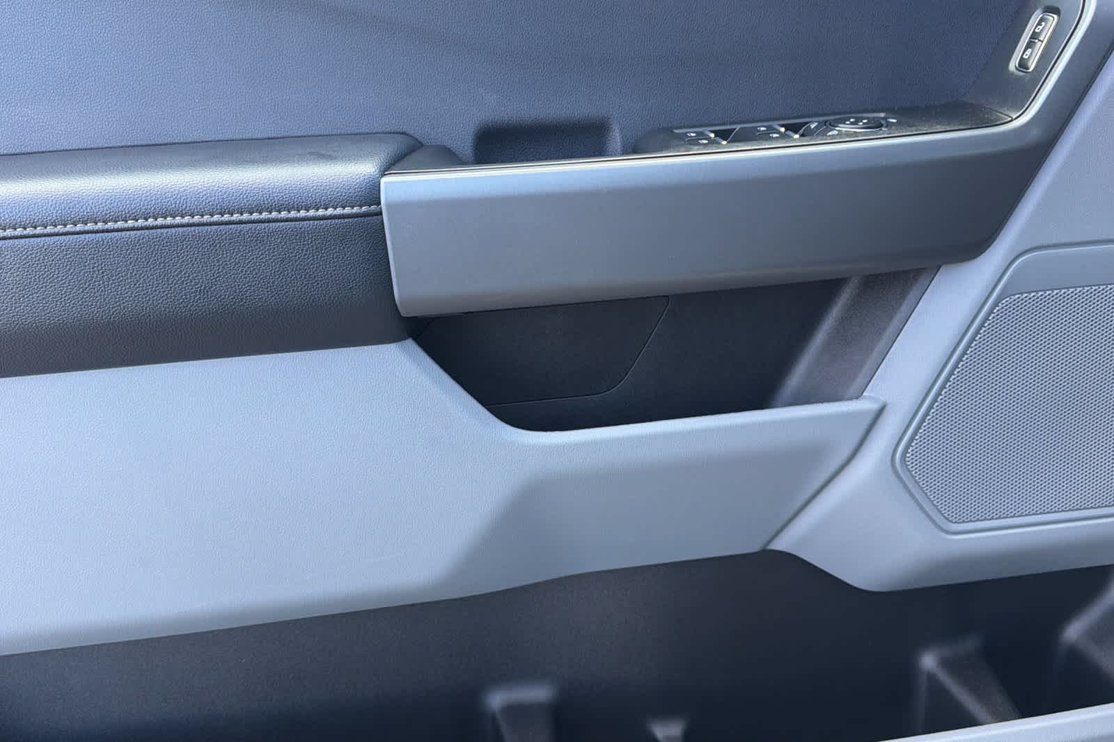 Thumbnail: 2025 Ford F-250 - 12