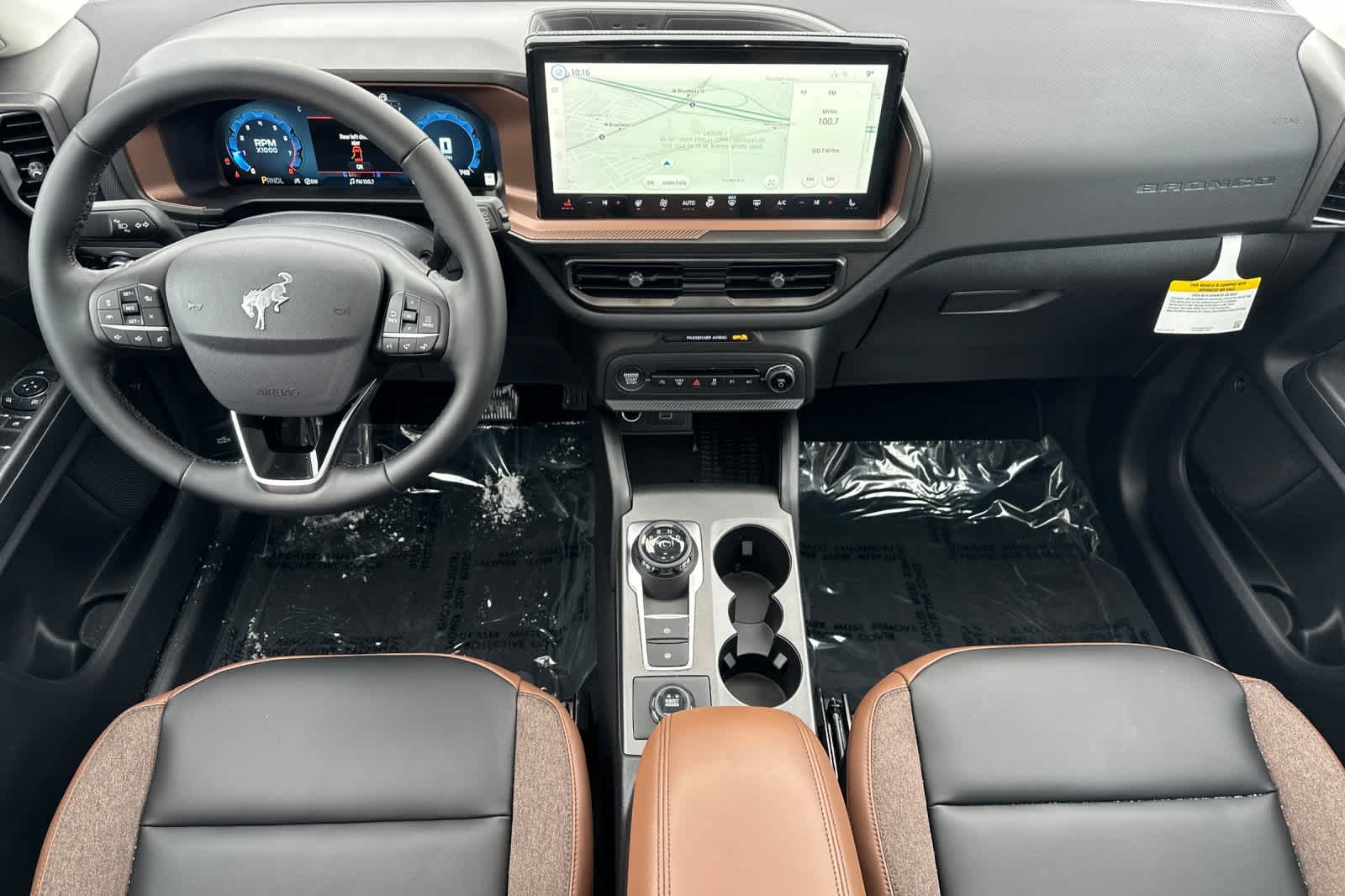 2025 Ford Bronco Sport Outer Banks photo 3