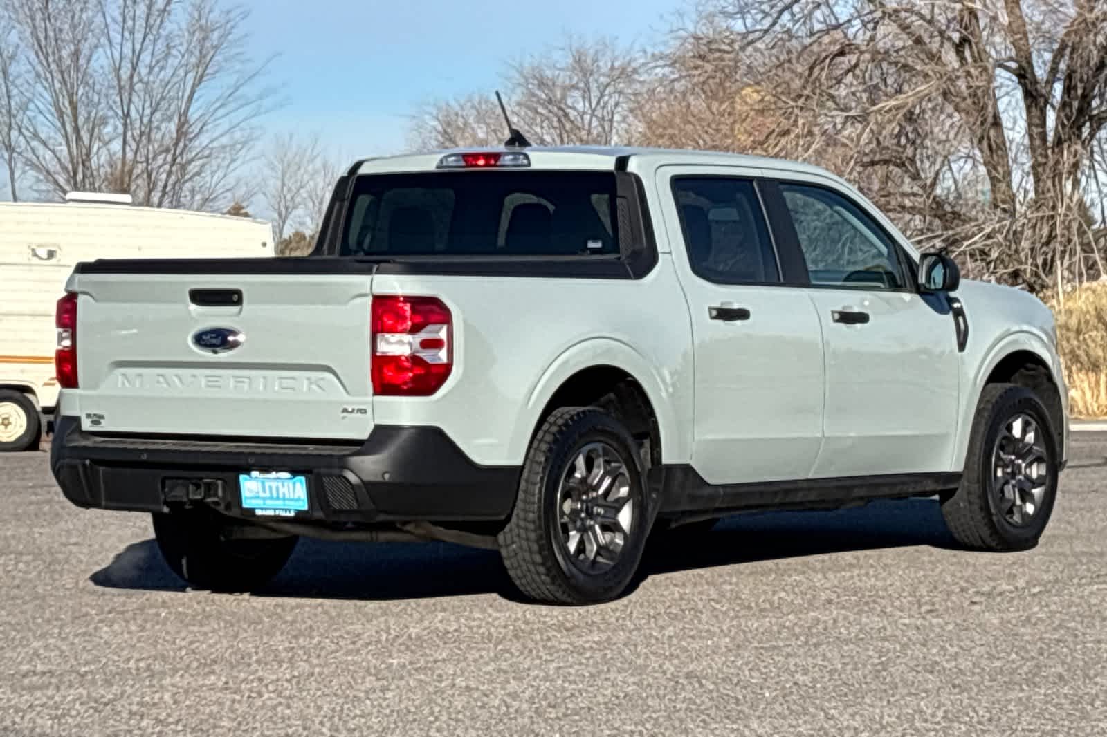 2024 Ford Maverick XLT photo 2