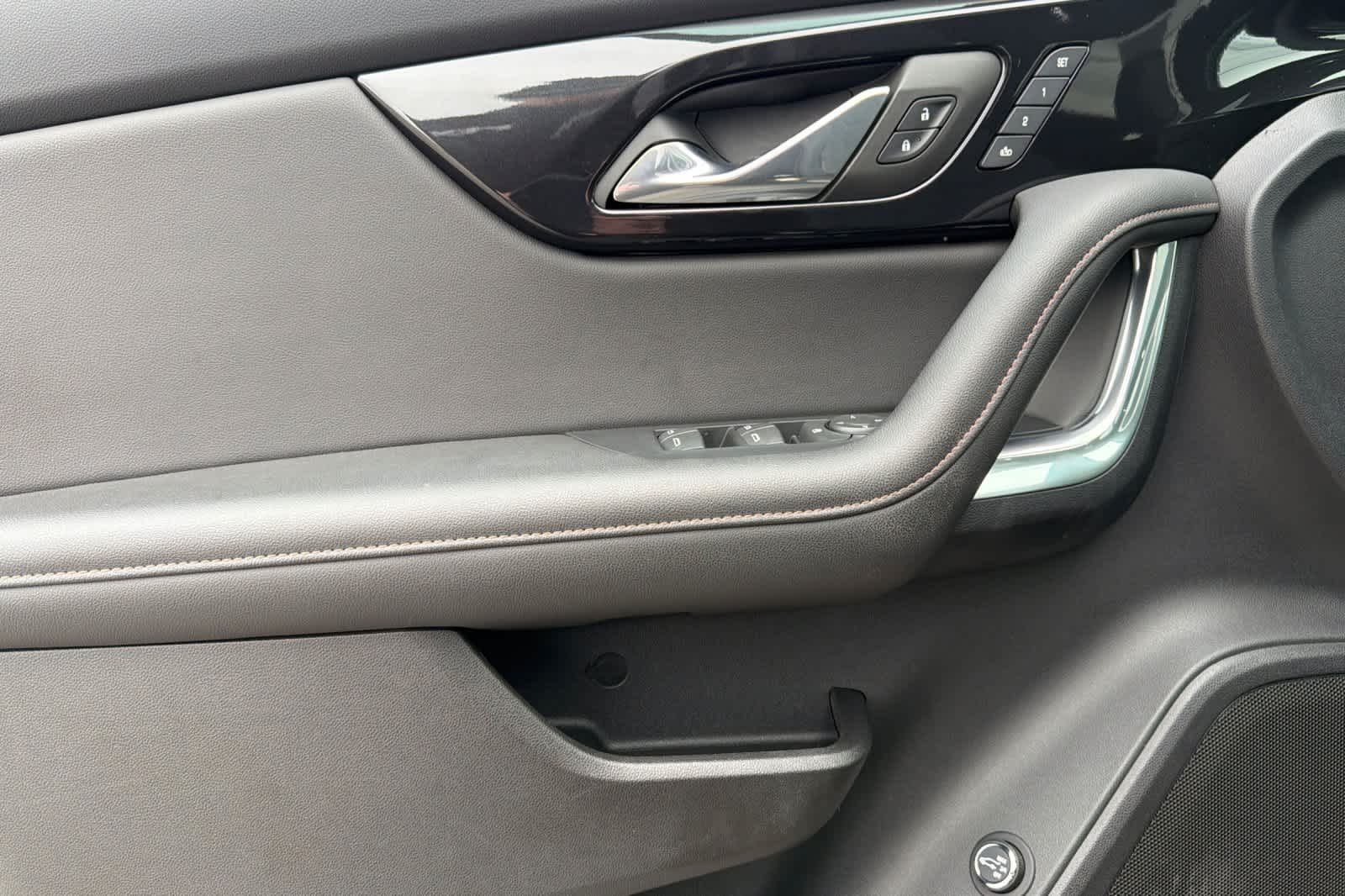 Thumbnail: 2023 Chevrolet Blazer - 12