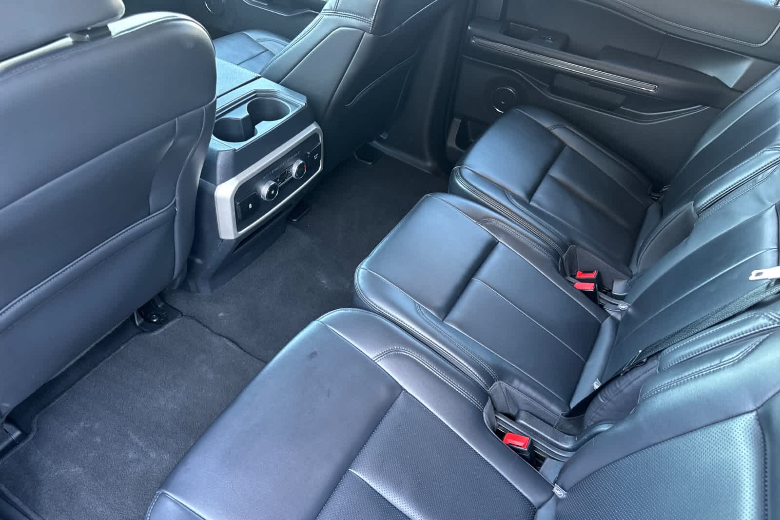 Thumbnail: 2024 Ford Expedition MAX - 4