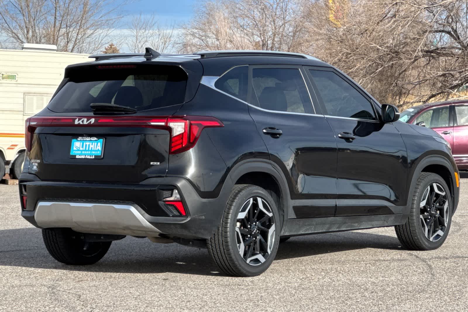 Thumbnail: 2024 Kia Seltos - 2