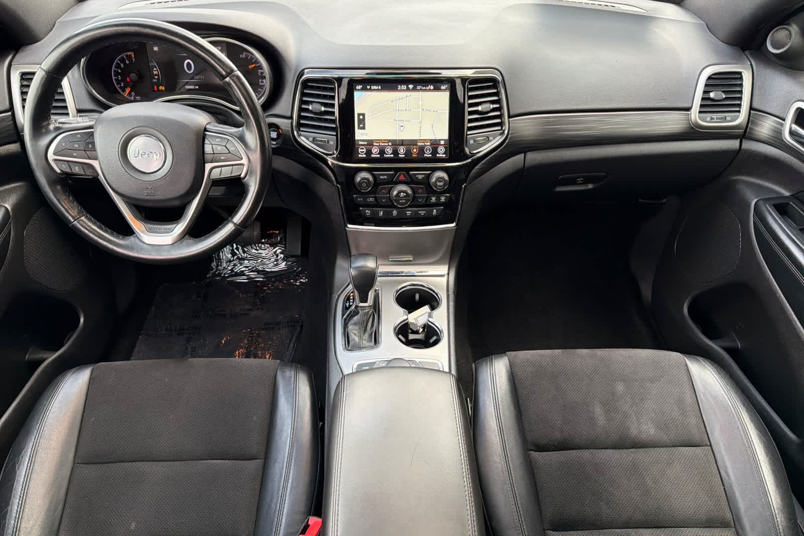 Thumbnail: 2020 Jeep Grand Cherokee - 3