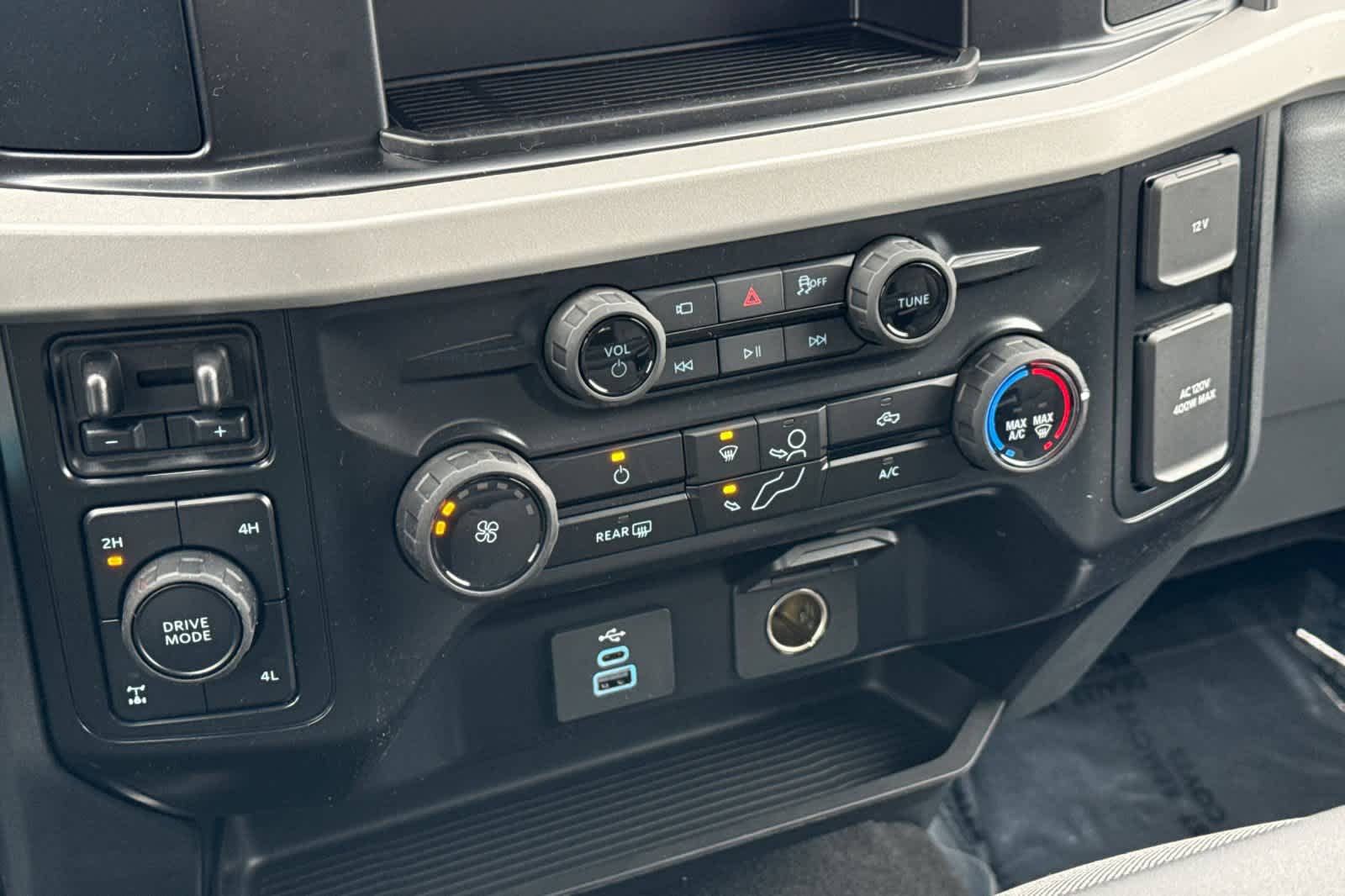 Thumbnail: 2026 Ford F-350 - 19