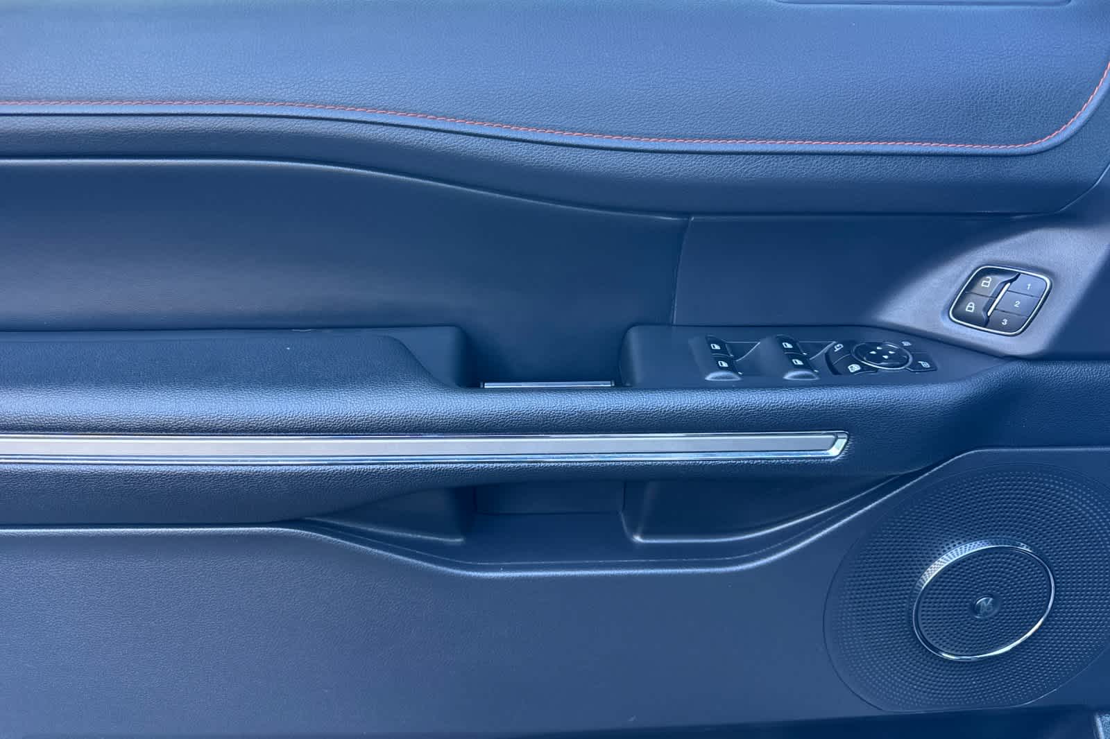 Thumbnail: 2023 Ford Expedition - 12