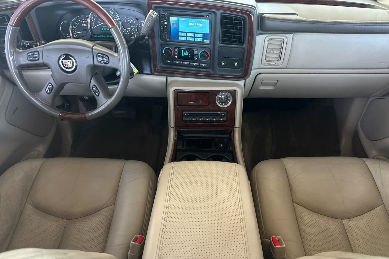 Thumbnail: 2005 Cadillac Escalade - 3