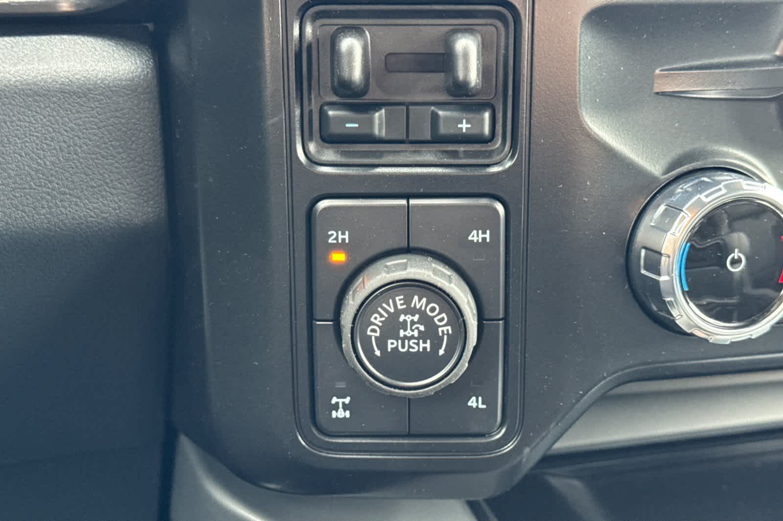 Thumbnail: 2026 Ford F-250 - 28