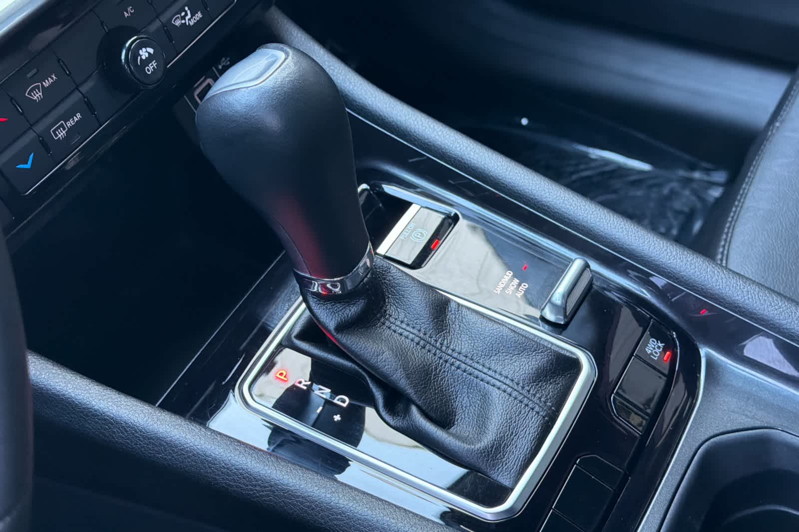 Thumbnail: 2023 Jeep Compass - 21